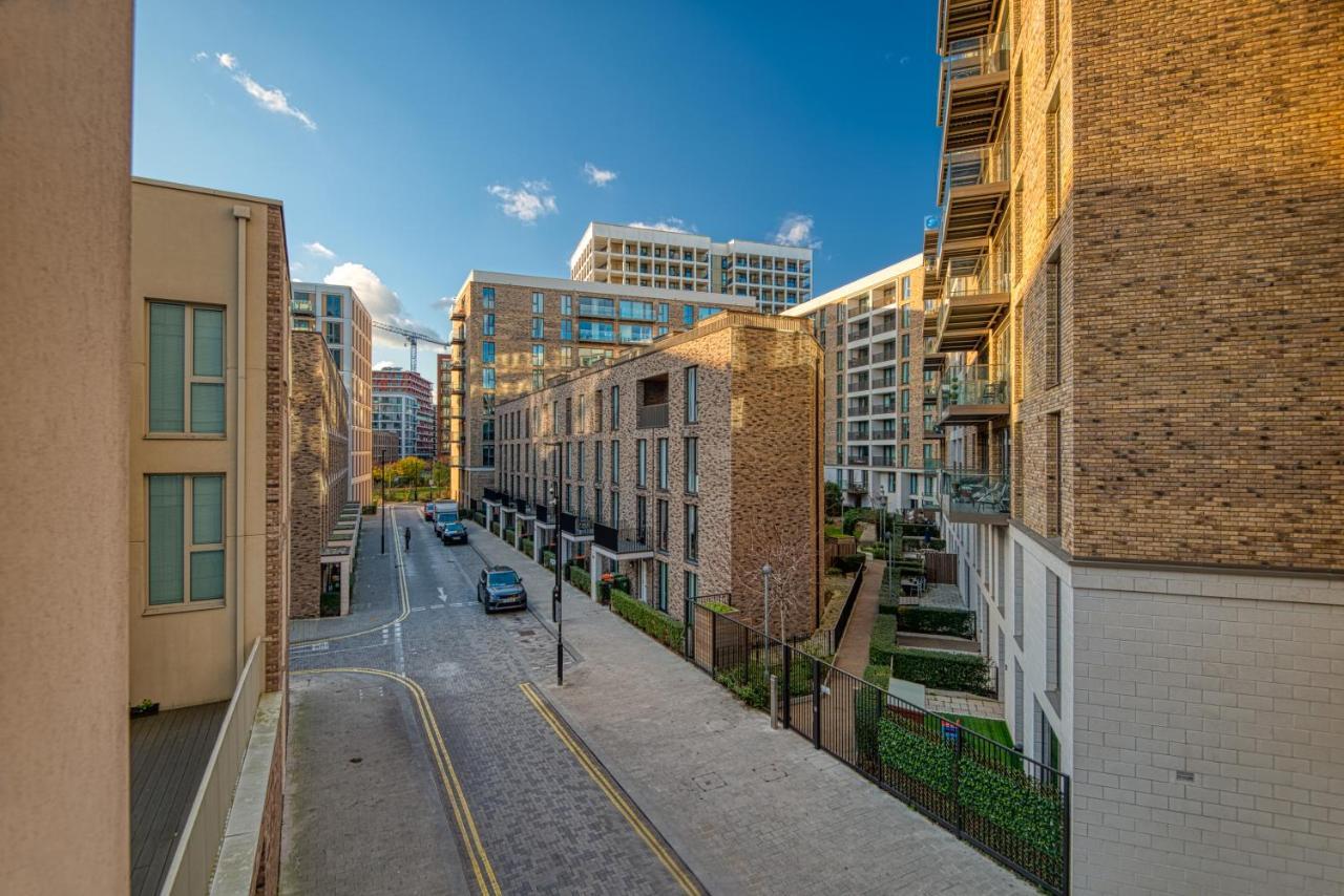 Austin David Apartments Royal Wharf Londres Exterior foto